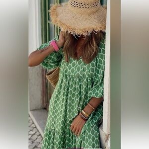 Rosa Clothing Green Bohemian Geometric Maxi Dress with Balloon Sleeves NWT